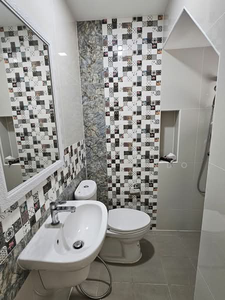 ให้เช่า - ทาวน์โฮม โกลเด้น ทาวน์ พระราม 9-กรุงเทพกรีฑา, กรุงเทพ