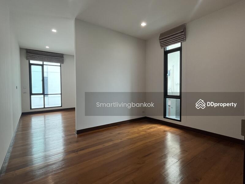 For Sale - House Huai Khwang Ratchada Rama9, Bangkok