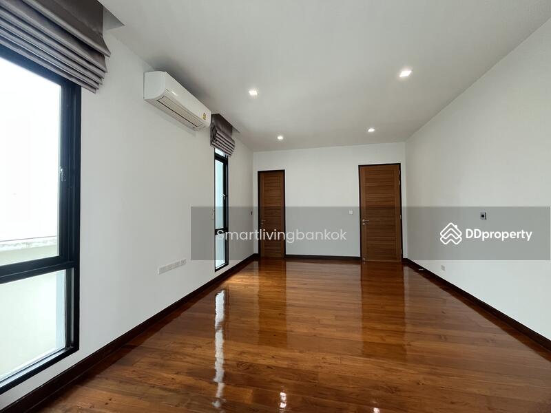 For Sale - House Huai Khwang Ratchada Rama9, Bangkok