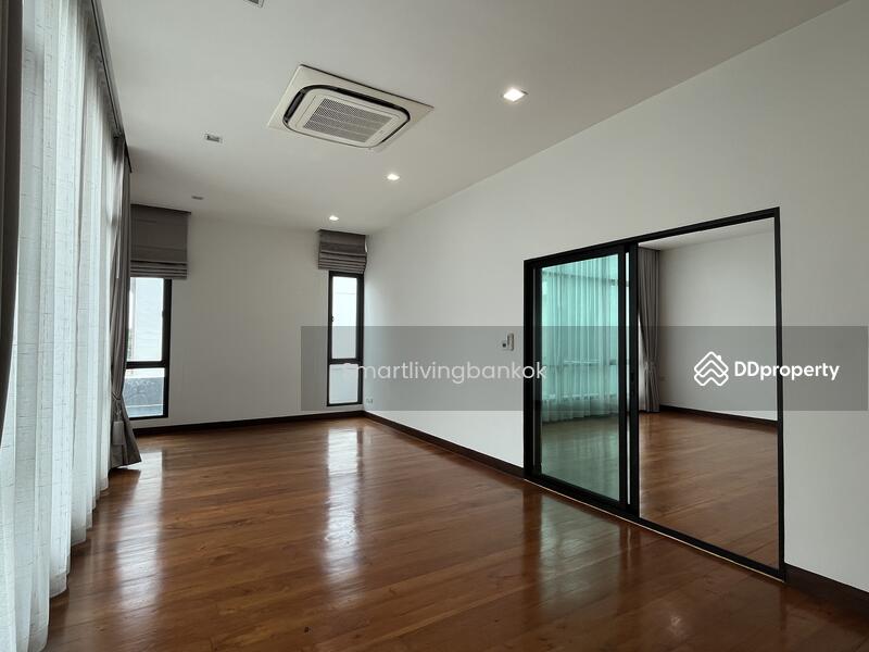 For Sale - House Huai Khwang Ratchada Rama9, Bangkok
