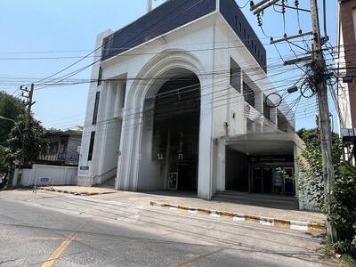 ขาย - เลขที่ 598/13 ถนน ราษฎร์ประสงค์ ตำบล บ้านโขด อำเภอ เมืองชลบุรี จังหวัด ชลบุรี, ชลบุรี