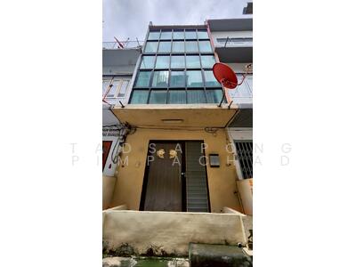 ขาย - ทาวน์โฮม 3 ชั้น ซ.เพชรเกษม 2 แขวงวัดท่าพระ เขตบางกอกใหญ่, กรุงเทพ