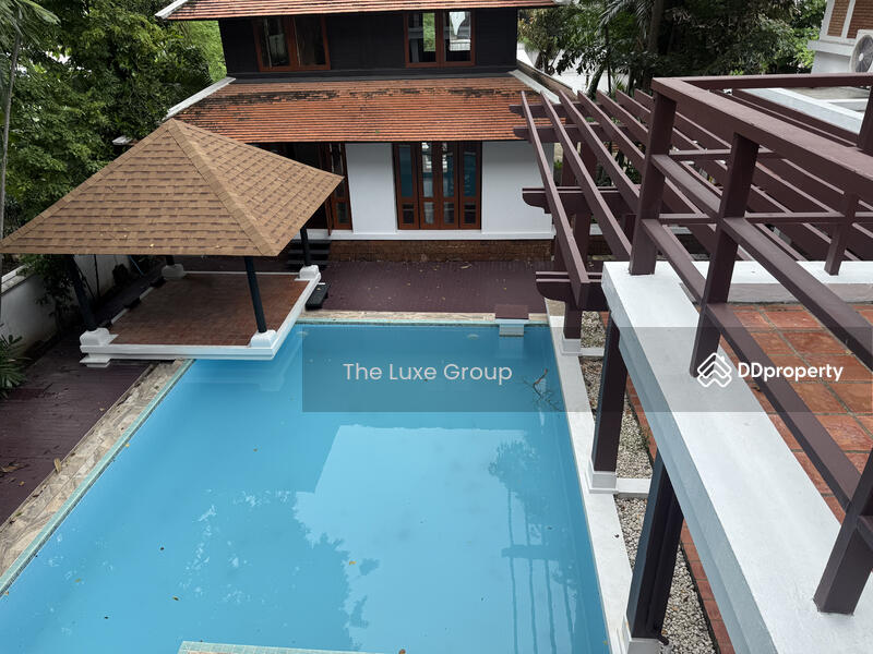 ให้เช่า - Tropical Classy Villa in Phromphong, กรุงเทพ
