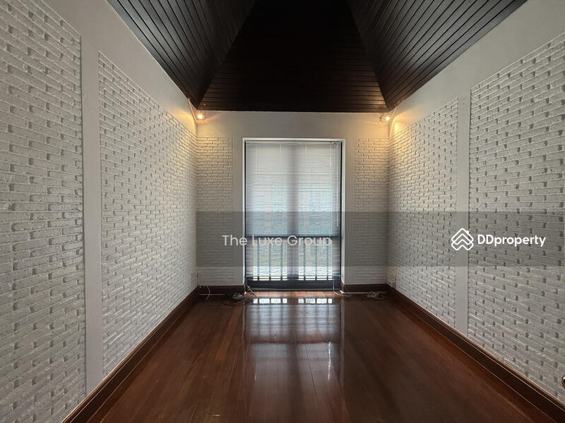 For Rent - Tropical Classy Villa in Phromphong, Bangkok