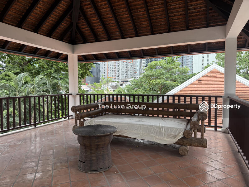 ให้เช่า - Tropical Classy Villa in Phromphong, กรุงเทพ