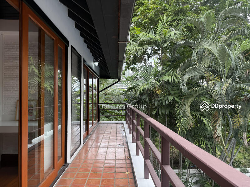 ให้เช่า - Tropical Classy Villa in Phromphong, กรุงเทพ
