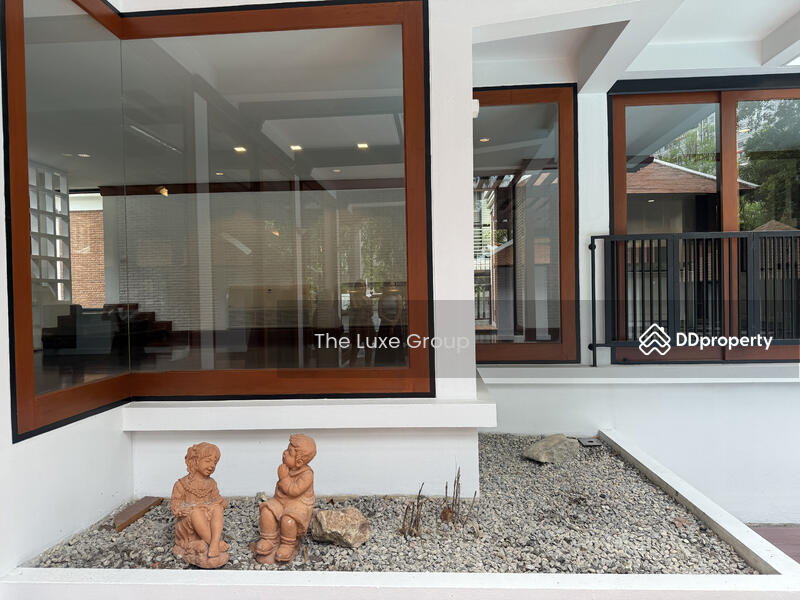 ให้เช่า - Tropical Classy Villa in Phromphong, กรุงเทพ