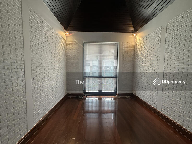 ให้เช่า - Tropical Classy Villa in Phromphong, กรุงเทพ