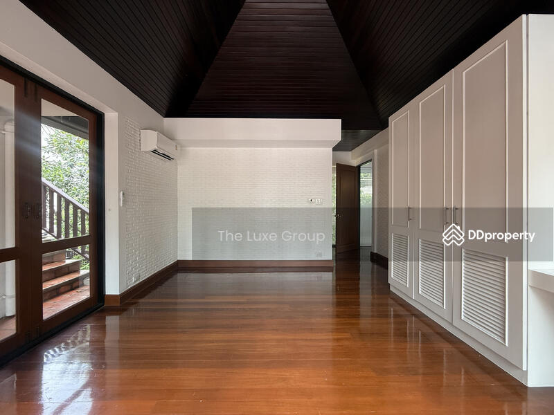 ให้เช่า - Tropical Classy Villa in Phromphong, กรุงเทพ