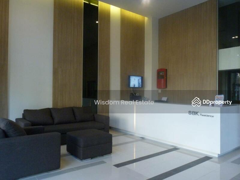 For Sale - For sale 9-storey apartment on the main road of Lat Phrao, Bangkok