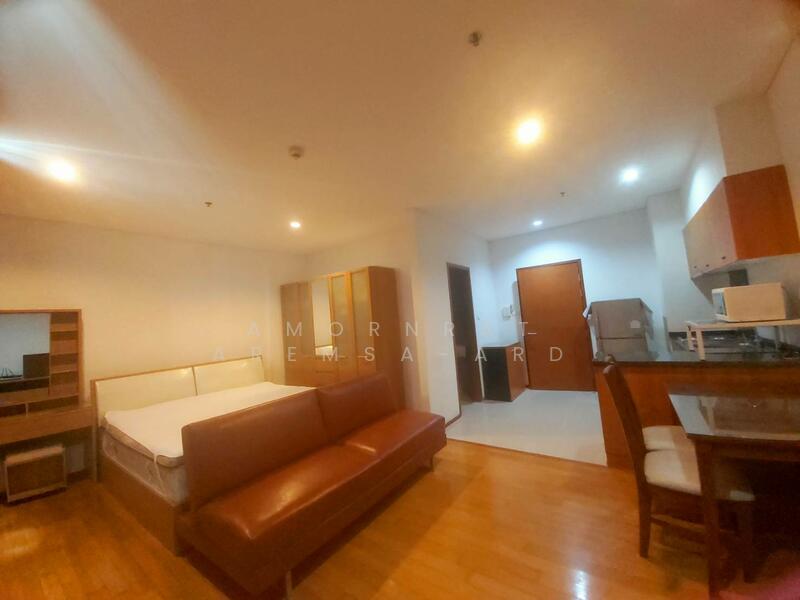 Villa Sathorn, Bangkok, 5 KrungThonBuri Road, Khlong Ton Sai, Khlong San, Bangkok, Studio, 38 sqm, Condo For Rent, by Waiyawut Kwanmongkhol, 60077691 - DDproperty.com