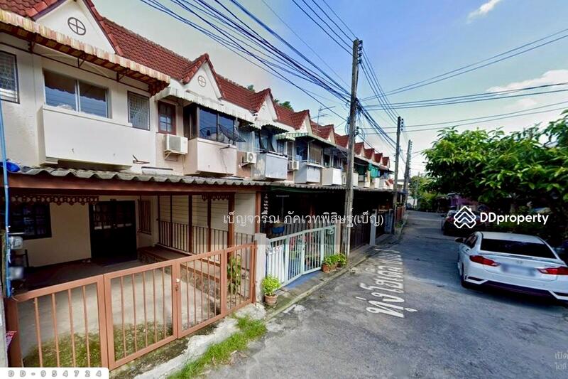 For Sale - DD-954724 Townhouse Wat Ket, Thung Hotel Road, Chiang Mai, near Darawittayalai School, Chiang Mai