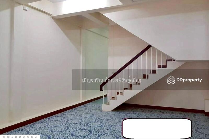 For Sale - DD-954724 Townhouse Wat Ket, Thung Hotel Road, Chiang Mai, near Darawittayalai School, Chiang Mai