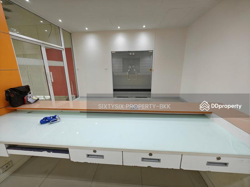 For Rent - Bangna Complex, Bangkok