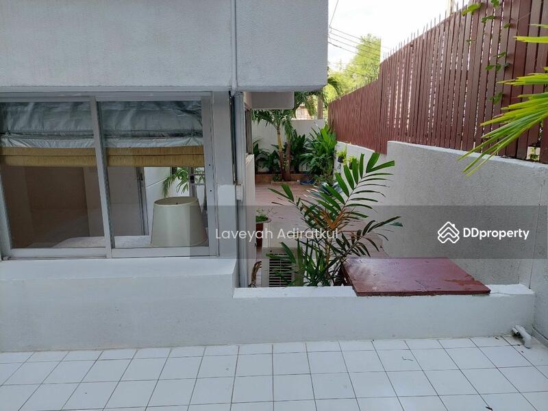 For Rent - Esmeralda Apartments, Bangkok