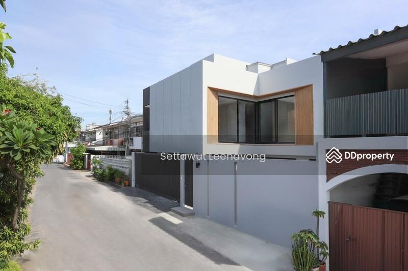 For Sale - Saphan Song, Bangkok