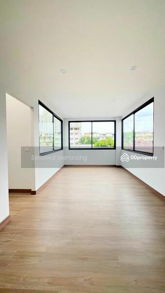 For Sale - Saphan Song, Bangkok