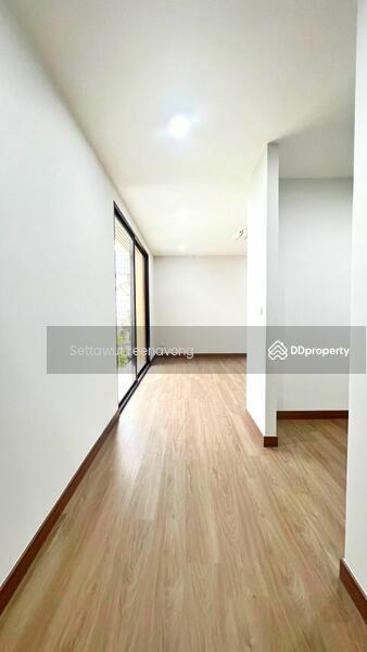 For Sale - Saphan Song, Bangkok