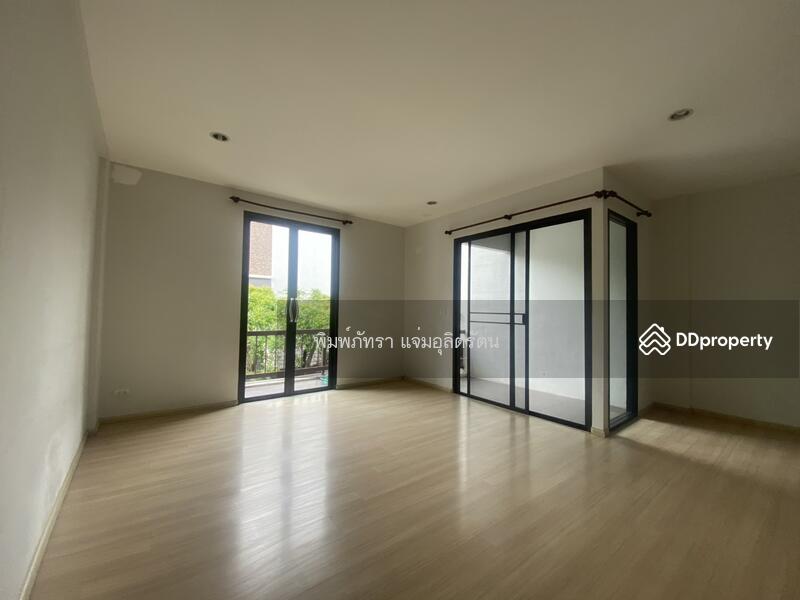 For Sale - Areeya Mandarina Ratchada-Sutthisarn, Bangkok