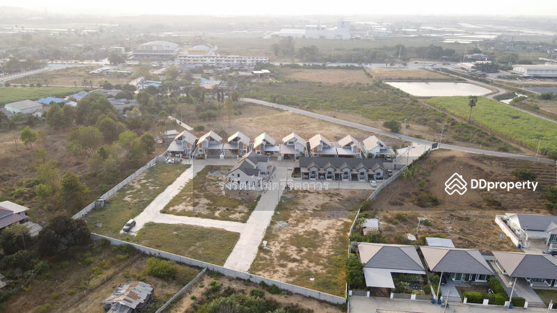 ขาย - ที่ดินจัดสรร ถมแล้ว ในม.ธนภัทร สระสี่มุม, นครปฐม