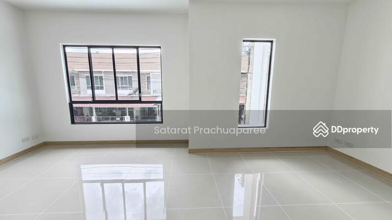 ขาย - 2-Br Townhouse in Bang Khu Wiang (2188918), นนทบุรี
