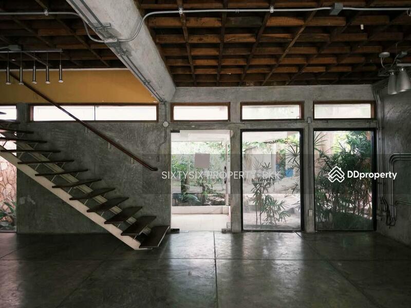 ให้เช่า - Commercial/Shophouse for Rent in Sukhumvit 20, กรุงเทพ