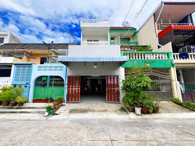 ขาย - โอสิริ, กรุงเทพ