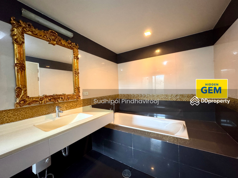 For Sale - Baxtor Paholyothin 14, Bangkok