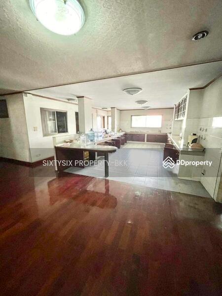 ขาย - Commercial/Shophouse for Sale in Khlong San, กรุงเทพ
