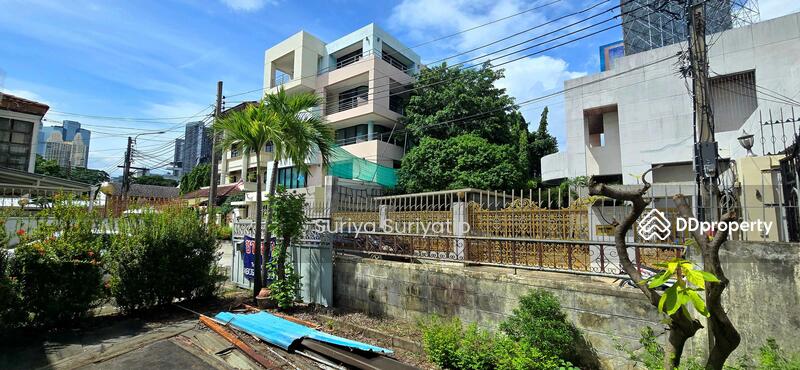 ขาย - บ้านเดี่ยว 2 ชั้น ใกล้ย่านสาธร กรุงเทพ, กรุงเทพ