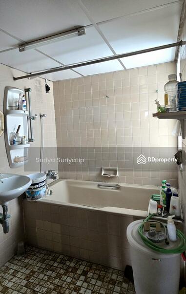 ขาย - บ้านเดี่ยว 2 ชั้น ใกล้ย่านสาธร กรุงเทพ, กรุงเทพ