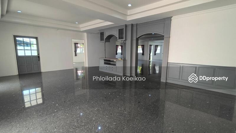 ขาย - 5-Br House close to Hua Hin City (2018223), ประจวบคีรีขันธ์