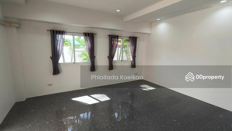 For Sale - 5-Br House close to Hua Hin City (2018223), Prachuap Khiri Khan