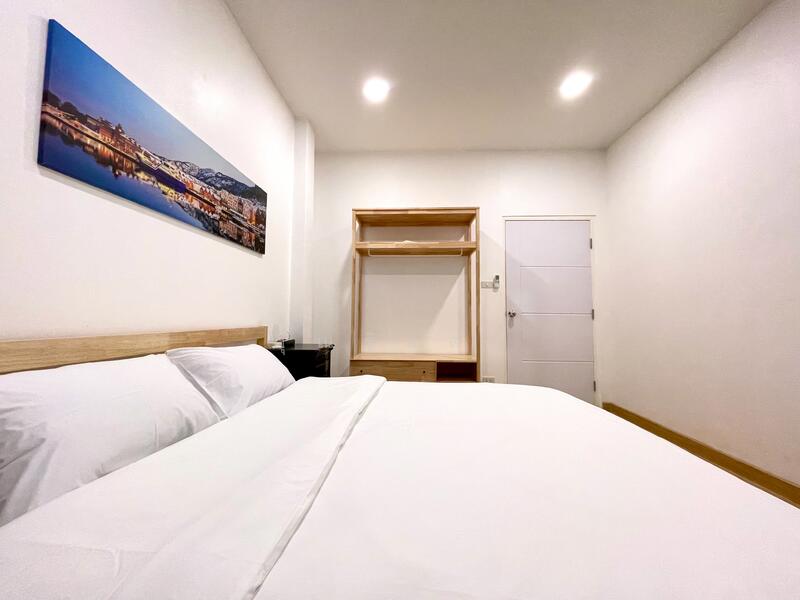 พูลวิลล่าห้วยใหญ่ กลางแหล่งท่องเที่ยวพัทยา!! บนที่ดิน 4,200 ตร.ว รองรับการปล่อยเช่ารายวัน, ชลบุรี, ถนนห้วยใหญ่ เทศบาล 1 ซ.17, หนองปรือ, บางละมุง, ชลบุรี, 210 ตร.ม., บ้านเดี่ยว ขาย, โดย คุณรินดา, 60079235 - DDproperty.com