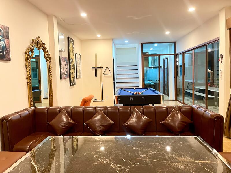 พูลวิลล่าห้วยใหญ่ กลางแหล่งท่องเที่ยวพัทยา!! บนที่ดิน 4,200 ตร.ว รองรับการปล่อยเช่ารายวัน, ชลบุรี, ถนนห้วยใหญ่ เทศบาล 1 ซ.17, หนองปรือ, บางละมุง, ชลบุรี, 210 ตร.ม., บ้านเดี่ยว ขาย, โดย คุณรินดา, 60079235 - DDproperty.com