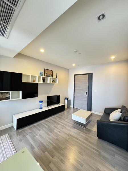 The Room Sathorn, Bangkok, 78 Pan Road, Silom, Bang Rak, Bangkok, 1 Bedroom, 47 sqm, Condo For Rent, by Pons, 60079269 - DDproperty.com