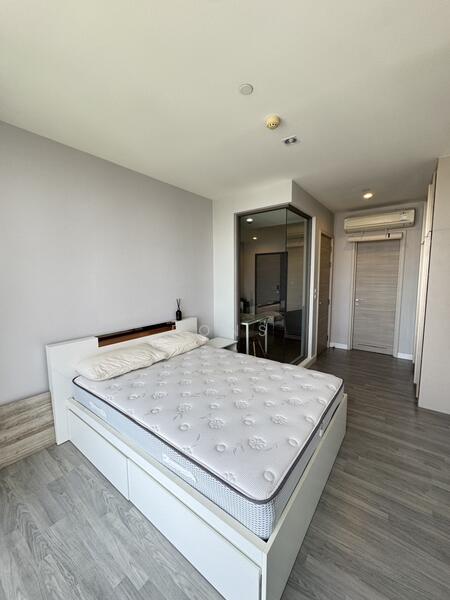 The Room Sathorn, Bangkok, 78 Pan Road, Silom, Bang Rak, Bangkok, 1 Bedroom, 47 sqm, Condo For Rent, by Pons, 60079269 - DDproperty.com