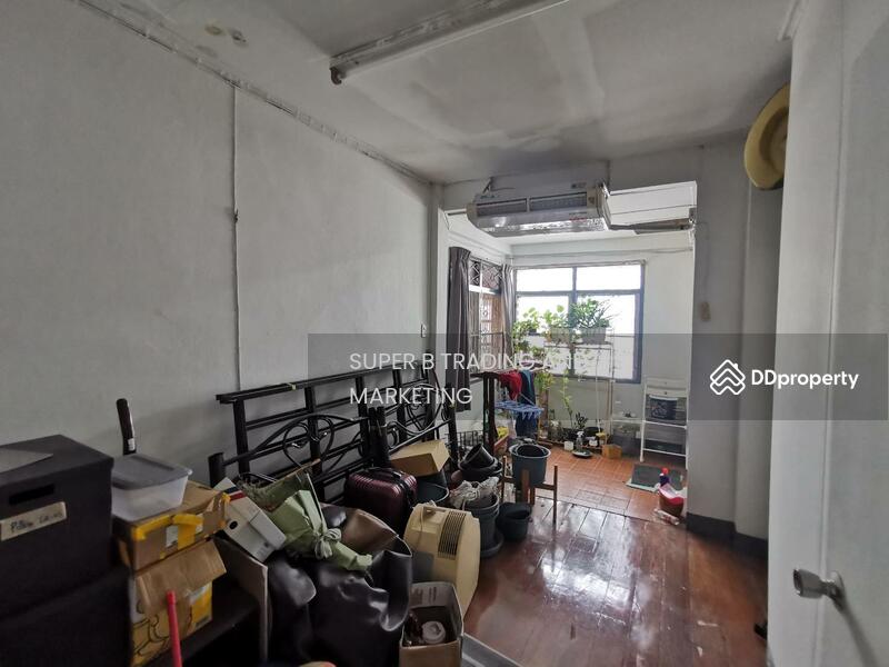 For Sale - For sale: townhouse 11 square wah, Soi Trok Chalong Krung, Charoen Krung., Bangkok