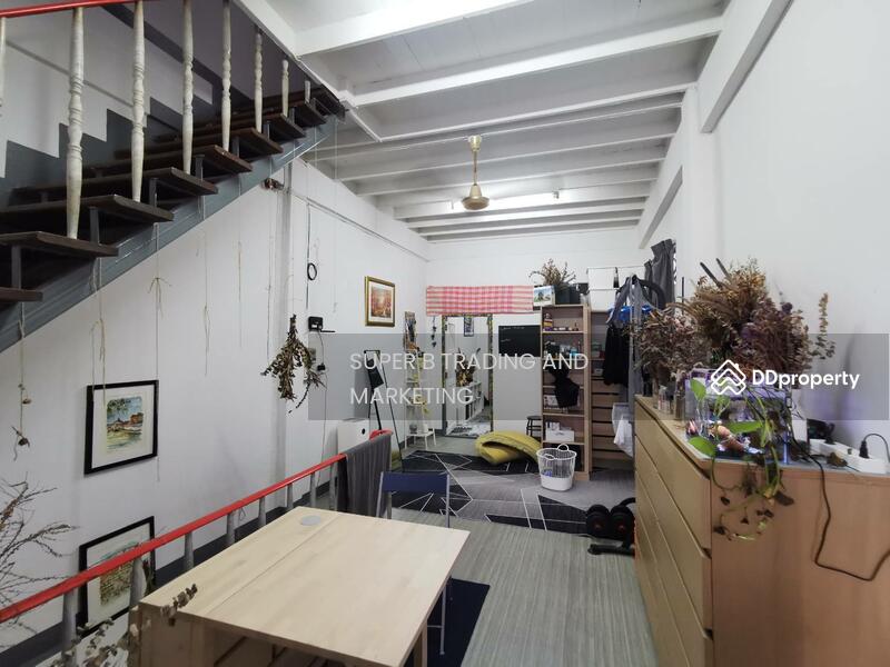 For Sale - For sale: townhouse 11 square wah, Soi Trok Chalong Krung, Charoen Krung., Bangkok