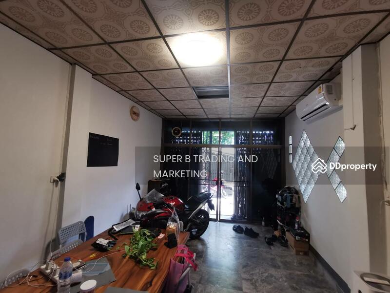 For Sale - For sale: townhouse 11 square wah, Soi Trok Chalong Krung, Charoen Krung., Bangkok