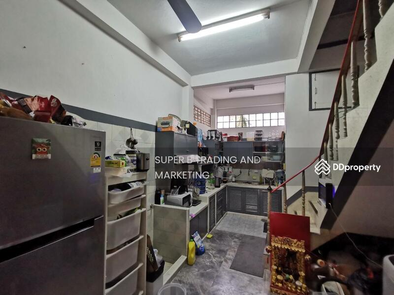 For Sale - For sale: townhouse 11 square wah, Soi Trok Chalong Krung, Charoen Krung., Bangkok