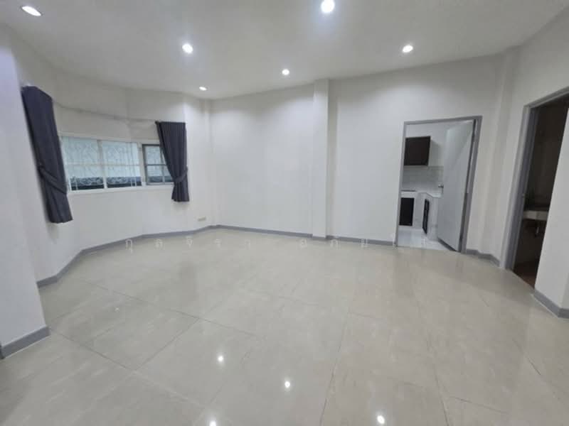 นราวดีรีสอร์ท, Bangkok, 1 สรงประภา, Si Khan, Don Mueang, Bangkok, 3 Bedrooms, 220 sqm, Single Detached House For Rent, by กุลจิรา อภัยโส, 60079471 - DDproperty.com