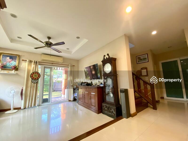 ขาย - ลัดดารมย์ วัชรพล : Laddarom Watcharapol, กรุงเทพ
