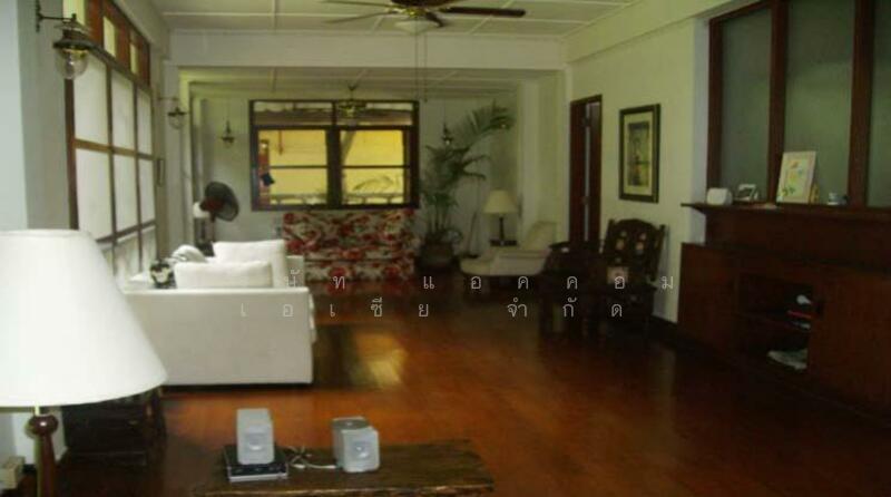 For Rent - 3 Bedrooms House for Rent in Ploenchit, Bangkok near BTS Chitlom (99145), Bangkok