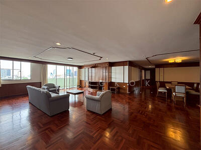 For Rent - Le Chateau Mansion, Bangkok