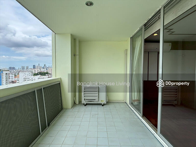 For Rent - Le Chateau Mansion, Bangkok