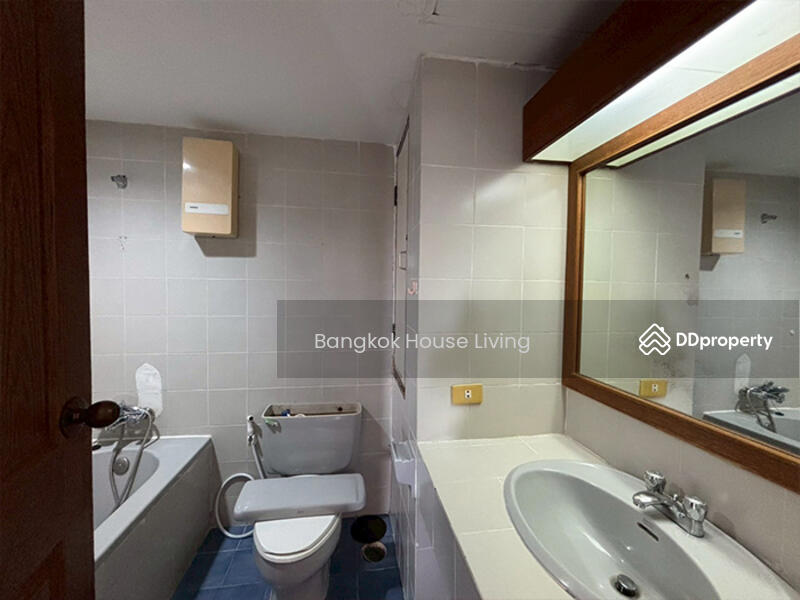 ให้เช่า - Le Chateau Mansion, กรุงเทพ