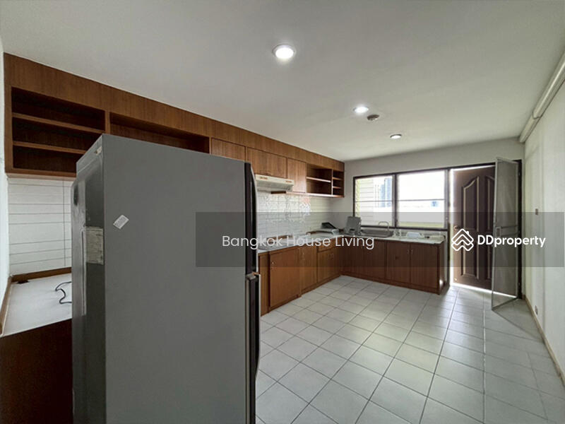 ให้เช่า - Le Chateau Mansion, กรุงเทพ