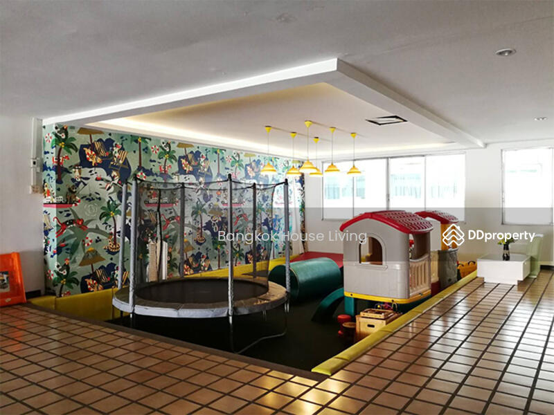 For Rent - Le Chateau Mansion, Bangkok