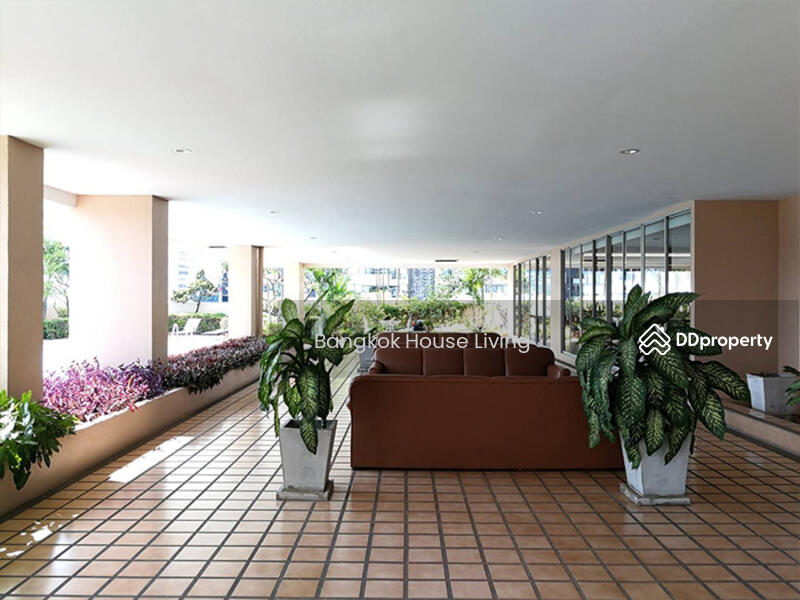 For Rent - Le Chateau Mansion, Bangkok